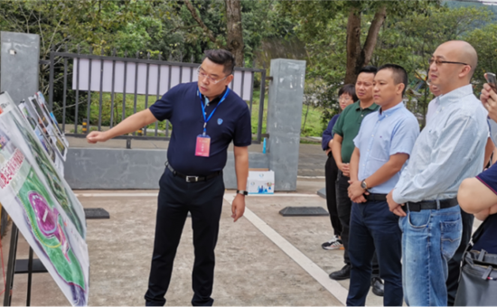 项目调研丨AG尊时凯龙人生就博公司党委副书记刘荣欣带队赴川旅文投公司调研金龙长城景区